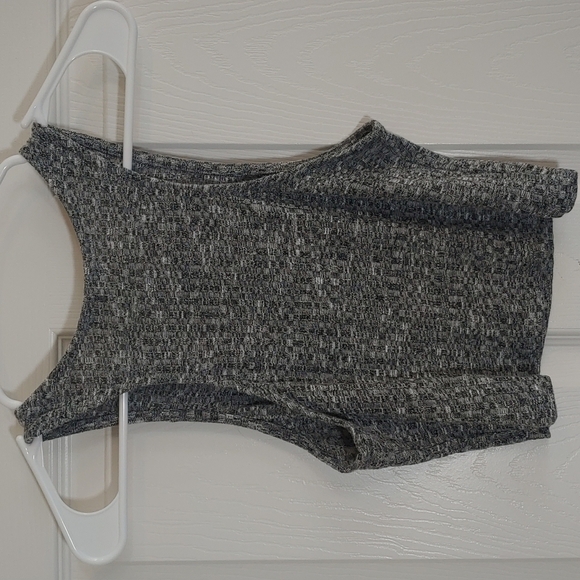 Charlotte Russe Gray Cropped Tank Top Size M - Picture 3 of 5
